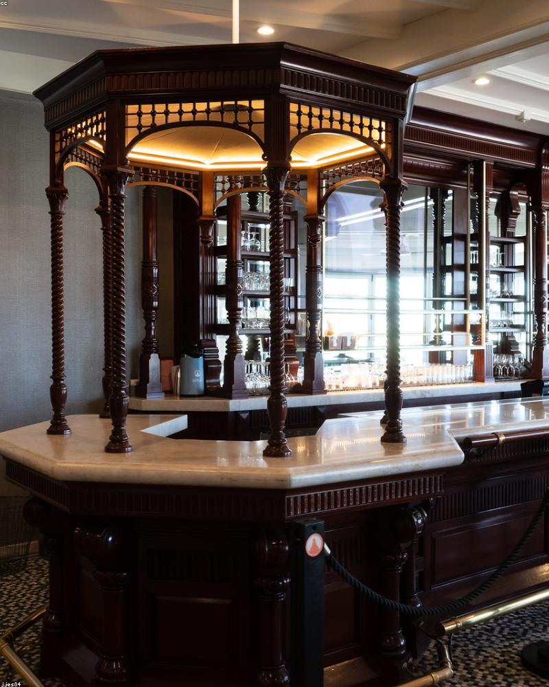 Oslo Dining Table